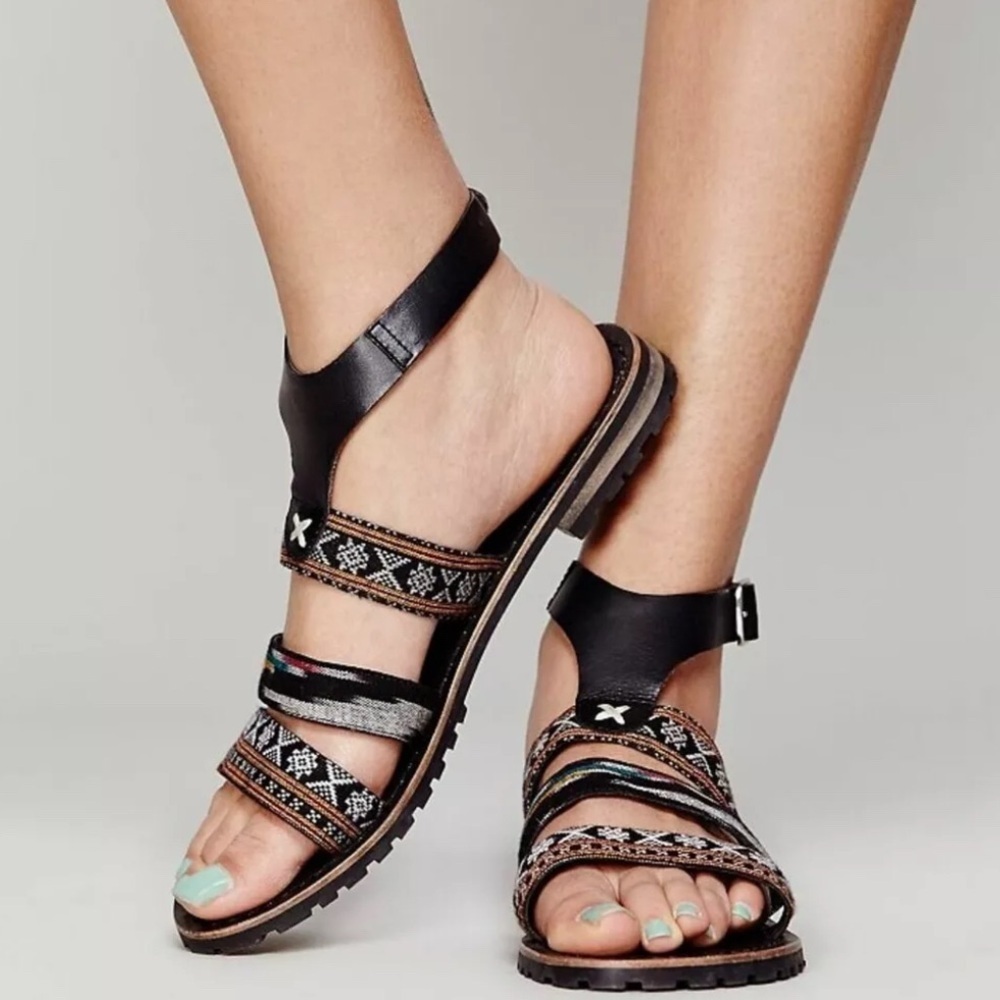 Free People Balkan Black Leather Boho Woven Fabric Strappy Flat Sandals Size 36